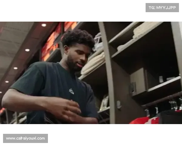 NFL史上最大合同诞生 明星四分卫签约金突破七亿美元创历史纪录 NFL史上最大合同诞生 明星四分卫签约金突破七亿美元创历史纪录